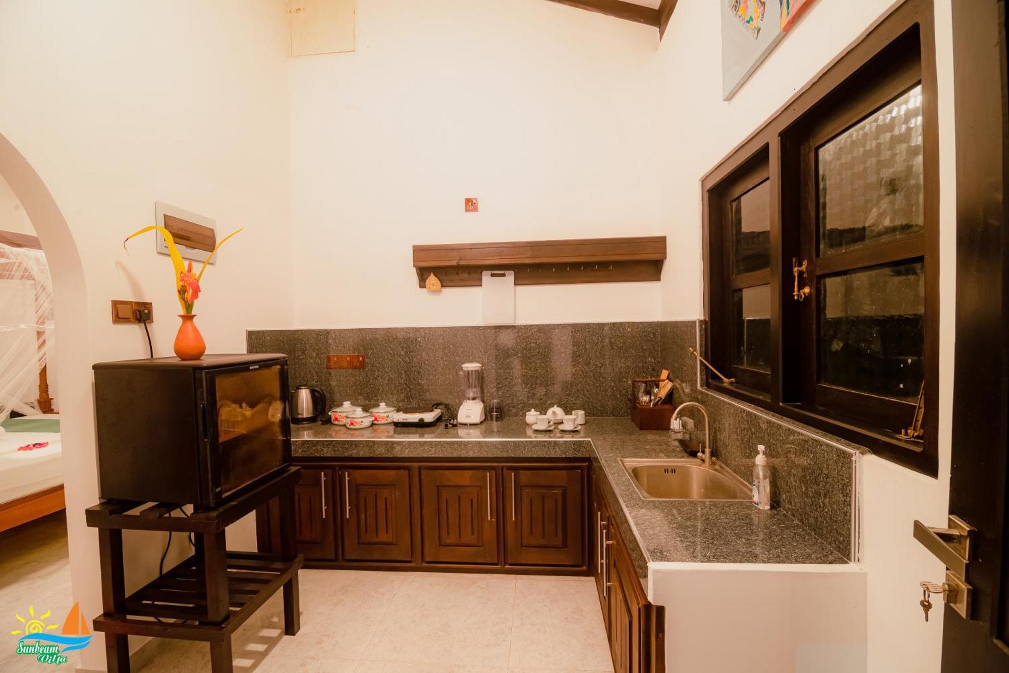 Sunbeam Villa แทนกาลเล ภายนอก รูปภาพ