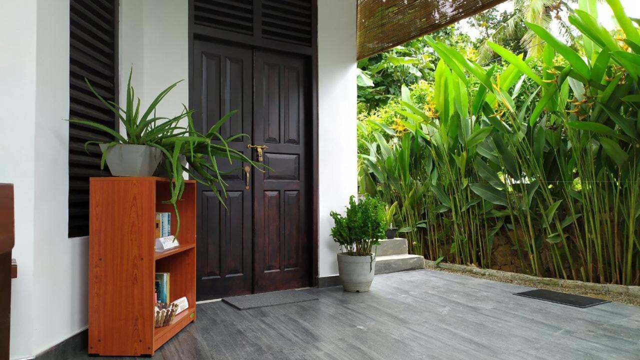 Sunbeam Villa แทนกาลเล ภายนอก รูปภาพ