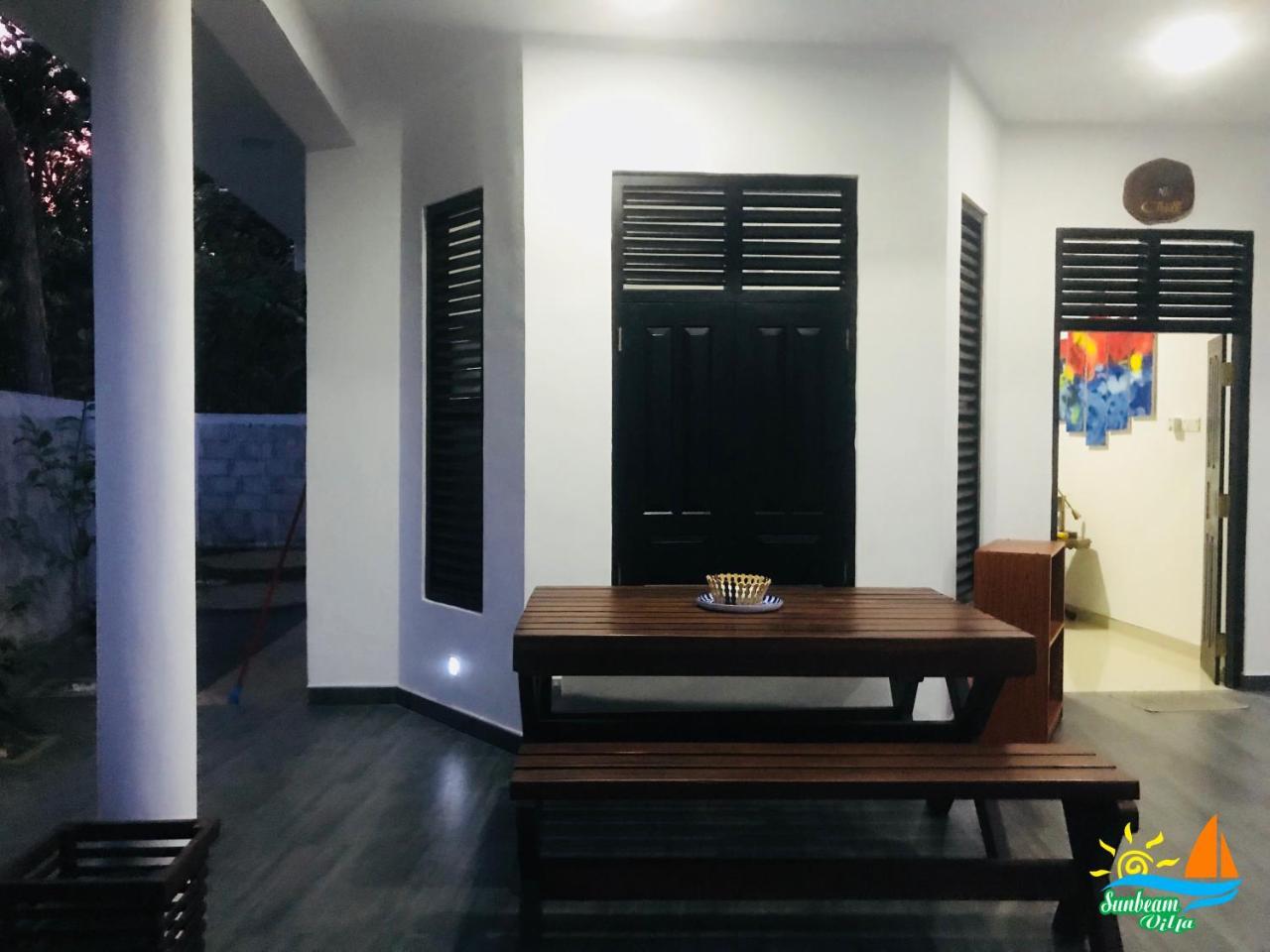 Sunbeam Villa แทนกาลเล ภายนอก รูปภาพ